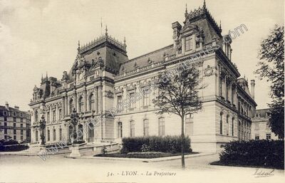 Carte postale ancienne La Prefecture — Lyon (Rhône)