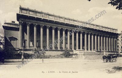 Carte postale ancienne Le Palais de Justice — Lyon (Rhône)