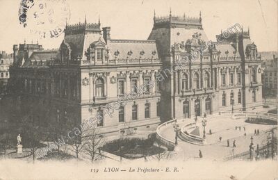 Carte postale ancienne La Préfecture — Lyon (Rhône)