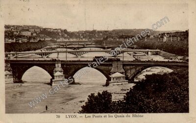 Carte postale ancienne Les Ponts et les Quais du Rhône — Lyon (Rhône)