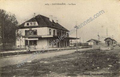 Carte postale ancienne La Gare — Dannemarie (Haut-Rhin)