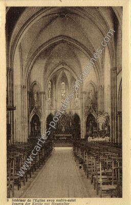 Carte postale ancienne Intérieur de l'Eglise avec maître-autel — Riedisheim (Haut-Rhin)