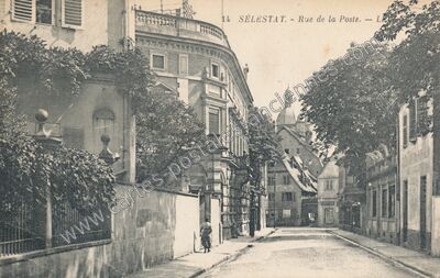 Carte postale ancienne Rue de la Poste — Sélestat (Bas-Rhin)