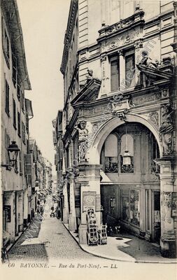 Carte postale ancienne Rue du Port-Neuf — Bayonne (Pyrénées-Atlantiques)