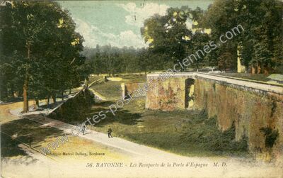 Carte postale ancienne Les Remparts de la Porte d'Espagne — Bayonne (Pyrénées-Atlantiques)
