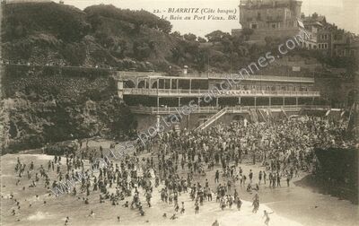 Carte postale ancienne Le Bain au Port Vieux — Biarritz (Pyrénées-Atlantiques)