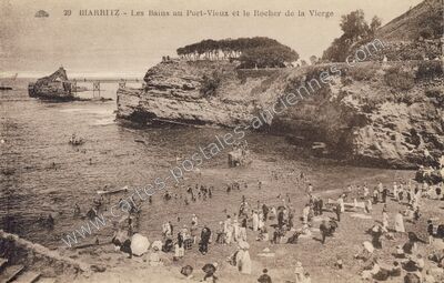 Carte postale ancienne Les Bains au Port-Vieux et le Rocher de la Vierge — Biarritz (Pyrénées-Atlantiques)