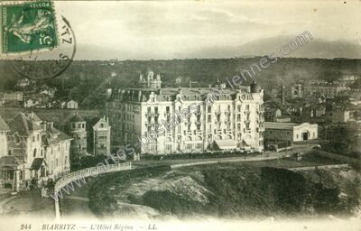 Carte postale ancienne L'Hôtel Régina — Biarritz (Pyrénées-Atlantiques)