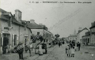 Carte postale ancienne La Gendarmerie - Rue principale — Soumoulou (Pyrénées-Atlantiques)