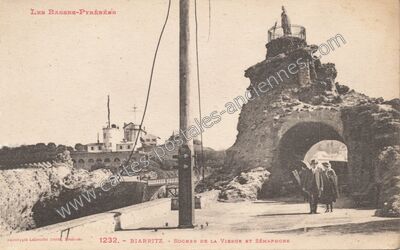 Carte postale ancienne Rocher de la Vierge et Sémaphore — Biarritz (Pyrénées-Atlantiques)