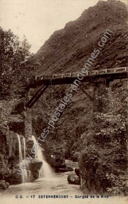 Carte postale ancienne Gorges de la Nive — Estérençuby (Pyrénées-Atlantiques)