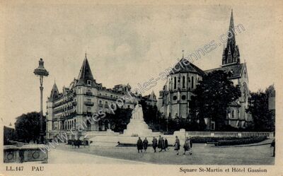 Carte postale ancienne Square St-Martin et Hôtel Gassion — Pau (Pyrénées-Atlantiques)