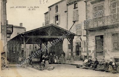 Carte postale ancienne La Halle — Aubière (Puy-de-Dôme)