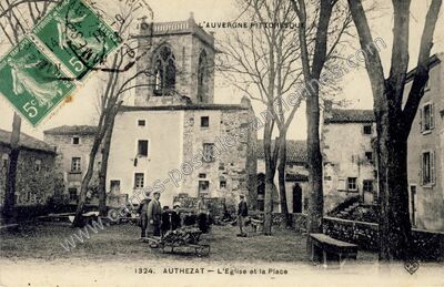 Carte postale ancienne L'Eglise et la Place — Authezat (Puy-de-Dôme)