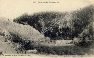 Carte postale ancienne Les Gorges d'Avèze — Avèze (Puy-de-Dôme)