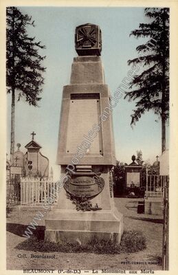Carte postale ancienne Le Monument aux Morts — Beaumont (Puy-de-Dôme)