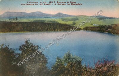 Carte postale ancienne Lac Pavin — Besse-et-Saint-Anastaise (Puy-de-Dôme)