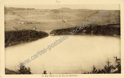Carte postale ancienne Lac Pavin — Besse-et-Saint-Anastaise (Puy-de-Dôme)
