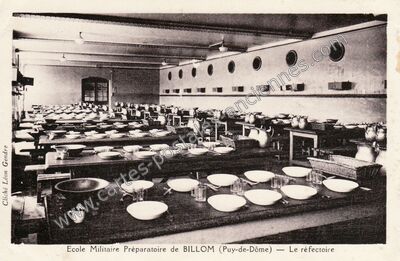 Carte postale ancienne Ecole Militaire Préparatoire — Le réfectoire — Billom (Puy-de-Dôme)