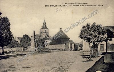 Carte postale ancienne La Place et le Monument aux Morts — Biollet (Puy-de-Dôme)