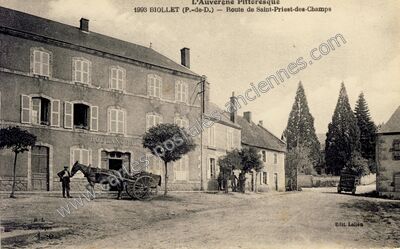 Carte postale ancienne Route de Saint-Priest-des-Champs — Biollet (Puy-de-Dôme)