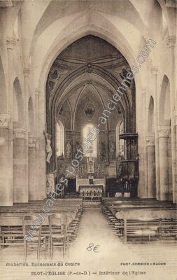 Carte postale ancienne Intérieur de l'Eglise — Blot-l'Église (Puy-de-Dôme)