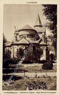 Carte postale ancienne Abside de l'Eglise (Style Roman-Auvergnat) — La Bourboule (Puy-de-Dôme)