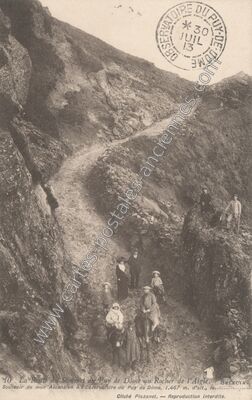 Carte postale ancienne Rocher de l'Aigle — La Bourboule (Puy-de-Dôme)