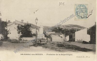 Carte postale ancienne Fontaine de la République — Brassac-les-Mines (Puy-de-Dôme)