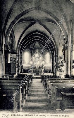 Carte postale ancienne Intérieur de l'Eglise — Celles-sur-Durolle (Puy-de-Dôme)
