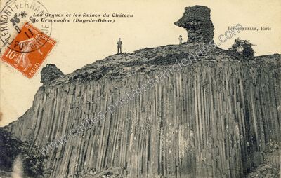 Carte postale ancienne Les Orgues et les Ruines du Château de Gravenoire — Ceyrat (Puy-de-Dôme)