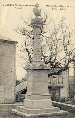 Carte postale ancienne Monument aux Morts de la Grande Guerre — Charbonnières-les-Varennes (Puy-de-Dôme)