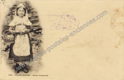 Carte postale ancienne Jeune brayaude — Chatelguyon (Puy-de-Dôme)