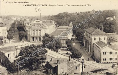 Carte postale ancienne Cures Intestinales — Vue panoramique à l'Est — Chatelguyon (Puy-de-Dôme)