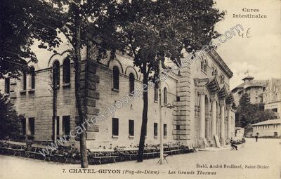Carte postale ancienne Les Grands Thermes — Chatelguyon (Puy-de-Dôme)