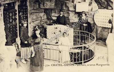 Carte postale ancienne Le Parc, source Marguerite — Chatelguyon (Puy-de-Dôme)