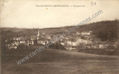 Carte postale ancienne Vue générale — Égliseneuve-d'Entraigues (Puy-de-Dôme)