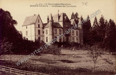 Carte postale ancienne Chateau de Leobard — Isserteaux (Puy-de-Dôme)