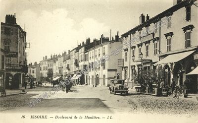 Carte postale ancienne Boulevard de la Manlière — Issoire (Puy-de-Dôme)