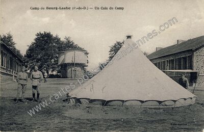 Carte postale ancienne Camp de Bourg Lastic — Lastic (Puy-de-Dôme)