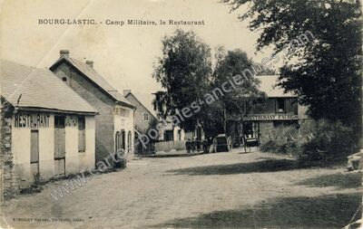 Carte postale ancienne Camp de Bourg Lastic — Lastic (Puy-de-Dôme)