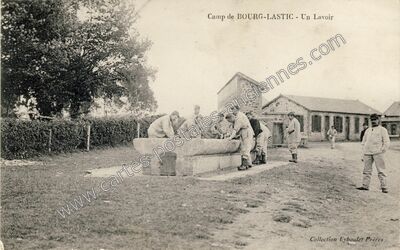 Carte postale ancienne Camp de Bourg Lastic — Lastic (Puy-de-Dôme)