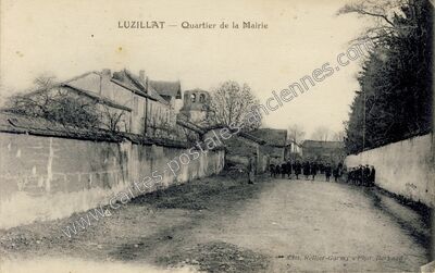 Carte postale ancienne Quartier de la Mairie — Luzillat (Puy-de-Dôme)