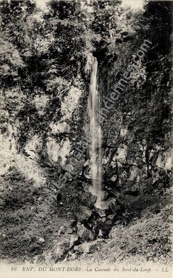 Carte postale ancienne Cascade du Saut du Loup — Mont-Dore (Puy-de-Dôme)