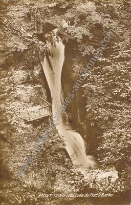 Carte postale ancienne Cascade du Plat à Barbe — Mont-Dore (Puy-de-Dôme)