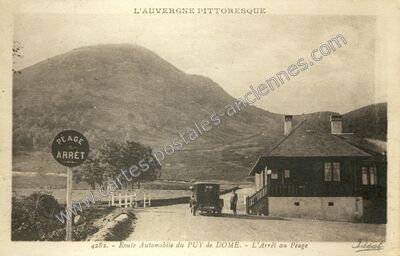 Carte postale ancienne Route du Puy de Dome — Orcines (Puy-de-Dôme)