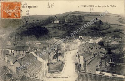 Carte postale ancienne Vue prise de l'Église — Pontaumur (Puy-de-Dôme)