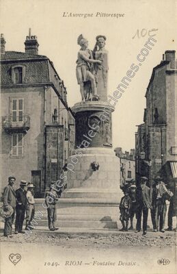 Carte postale ancienne L'Auvergne Pittoresque — Riom (Puy-de-Dôme)