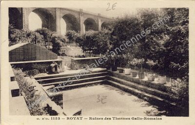 Carte postale ancienne Ruines des Thermes Gallo-Romains — Royat (Puy-de-Dôme)