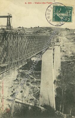 Carte postale ancienne Viaduc des Fades — Sauret-Besserve (Puy-de-Dôme)